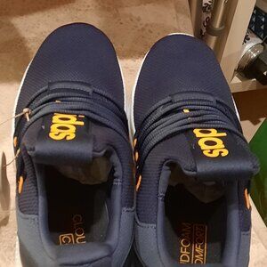 Brand new adidas Men's Lite Racer Adapt 7.0 Sneaker
